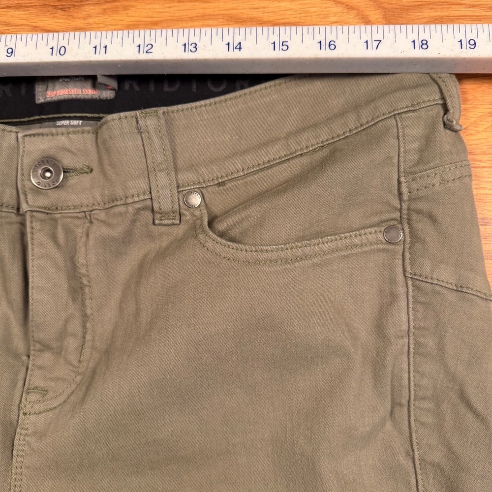 Torrid Crop Bombshell Skinny Pants Size 18 Olive Green Super Soft Stretch Twill - Picture 4 of 10